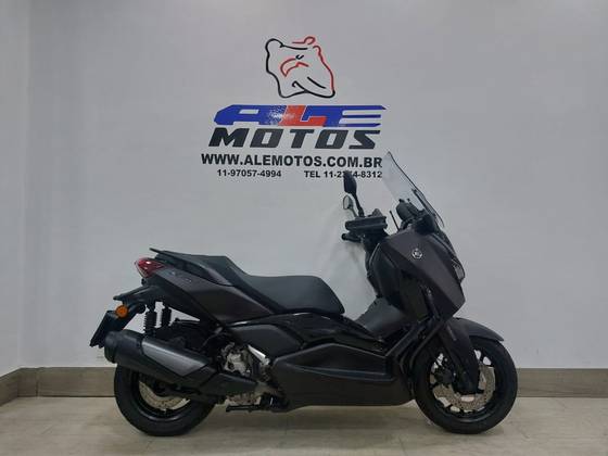 YAMAHA XMAX 300 CONNECTED ABS 